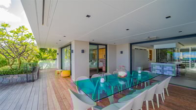 Luxury Villa Photo #26