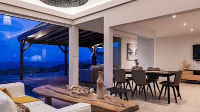 Living & Dining Areas