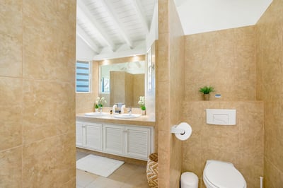 Luxury Villa Photo #35