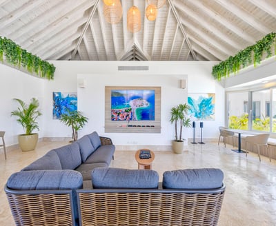 Luxury Villa Photo #14