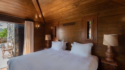 Luxury Villa Photo #36