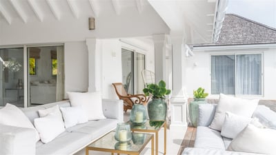 Luxury Villa Photo #7