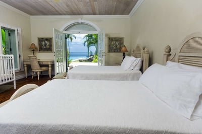 Luxury Villa Photo #15