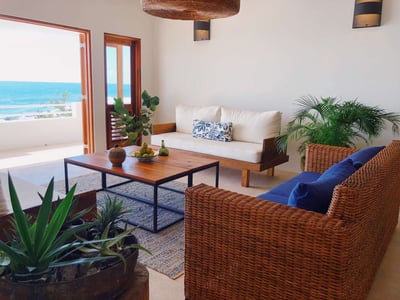 Luxury Villa Photo #9