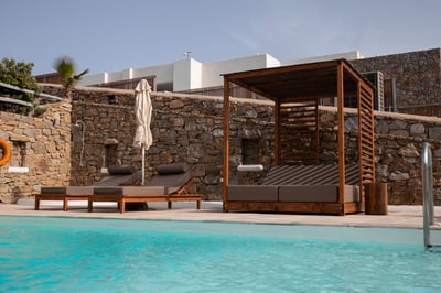 Luxury Villa Photo #3