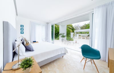 Luxury Villa Photo #26