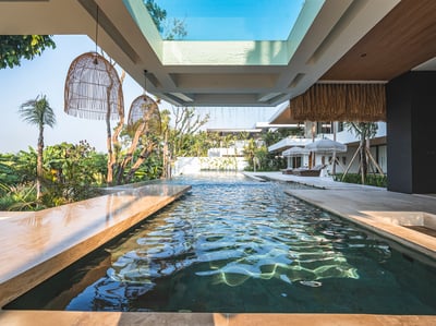 Luxury Villa Photo #9