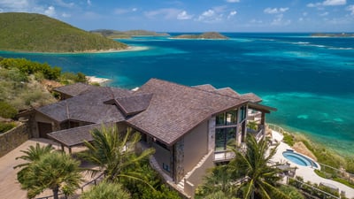 Luxury Villa Photo #3