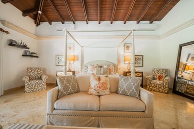 Luxury Villa Photo #59