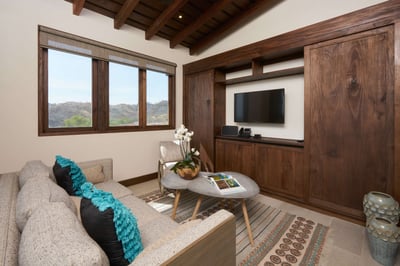 Luxury Villa Photo #8