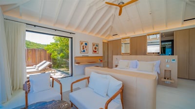 Luxury Villa Photo #35