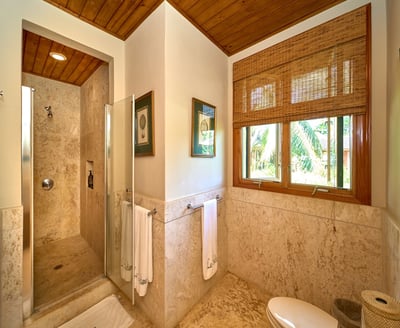 Luxury Villa Photo #30