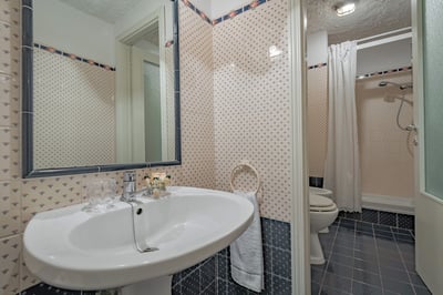 Luxury Villa Photo #44