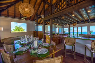 Luxury Villa Photo #14