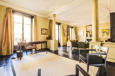 Luxury Villa Photo #11