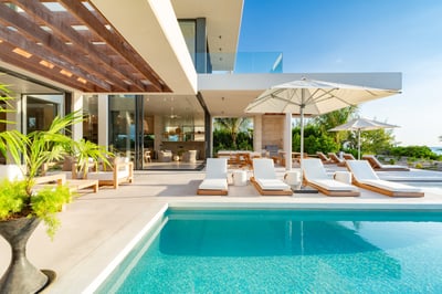 Luxury Villa Photo #11
