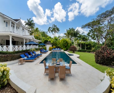 Luxury Villa Photo #3
