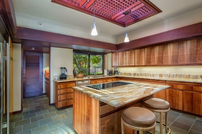 Luxury Villa Photo #12