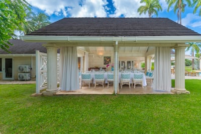 Luxury Villa Photo #8