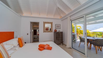 Luxury Villa Photo #51