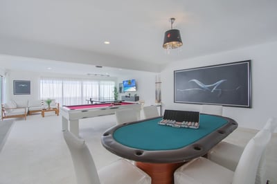 Luxury Villa Photo #33