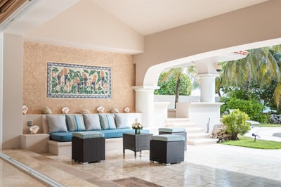 Luxury Villa Photo #11
