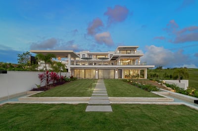 Luxury Villa Photo #16