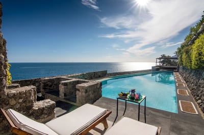 Luxury Villa Photo #6