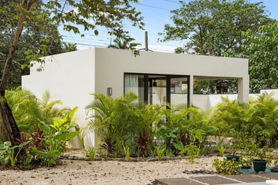 Welcome to Casa Familia Guest House, perfect for a couple!