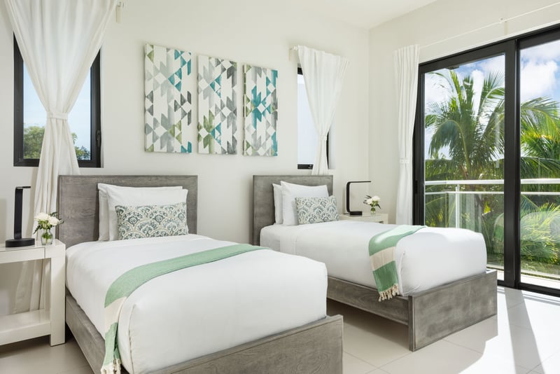 18 Kelly Isle Villa