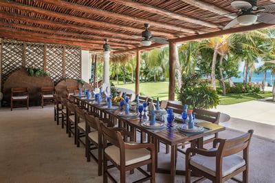 Luxury Villa Photo #14