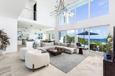 Luxury Villa Photo #11