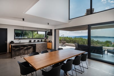 Luxury Villa Photo #23