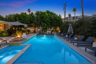 Luxury Villa Photo #4