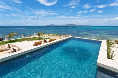 Luxury Villa Photo #8