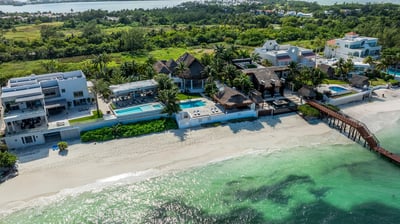 Luxury Villa Photo #59