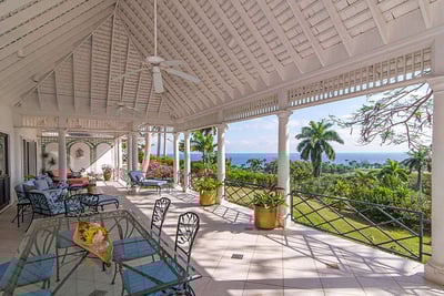 Luxury Villa Photo #8