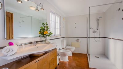Luxury Villa Photo #36