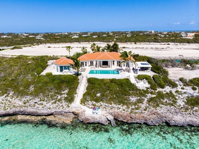Luxury Villa Photo #2