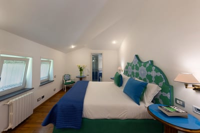 Luxury Villa Photo #24