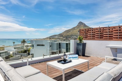 Luxury Villa Photo #40