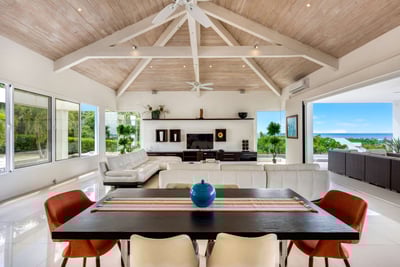 Luxury Villa Photo #14