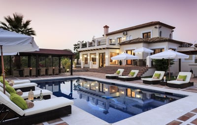 Luxury Villa Photo #3