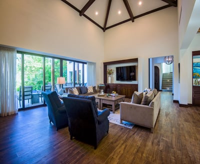 Luxury Villa Photo #22