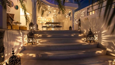 Luxury Villa Photo #22