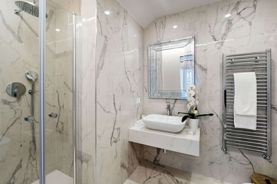 Luxury Villa Photo #28