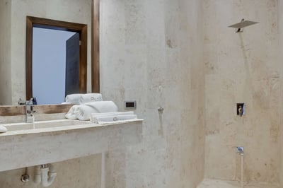Luxury Villa Photo #53