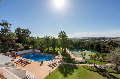 Luxury Villa Photo #5