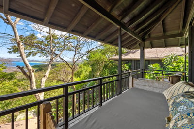 Luxury Villa Photo #34