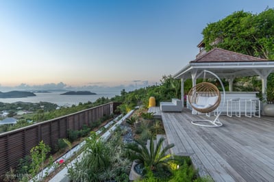 Luxury Villa Photo #6